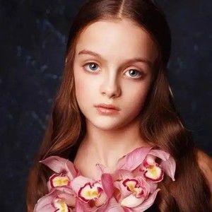 Meet your Posher, Adeline